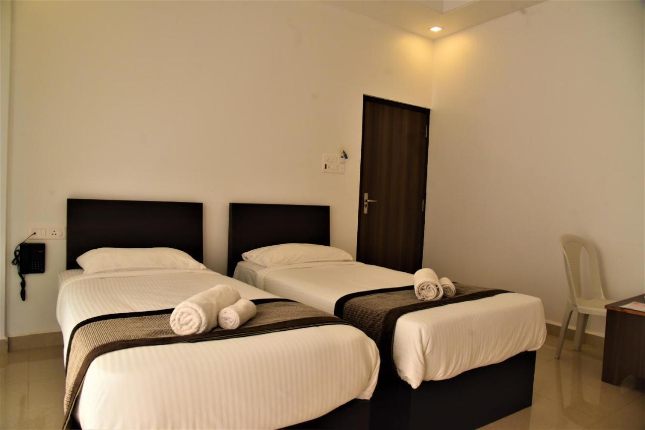 Aaria Hills Hotel Арамбол Екстериор снимка